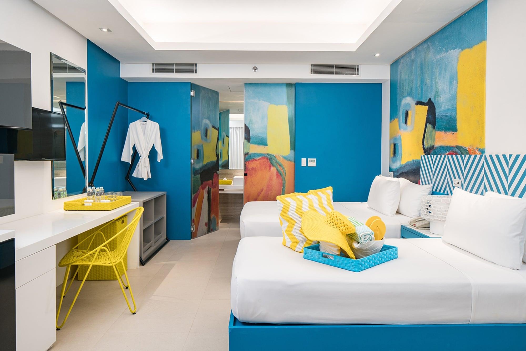 Astoria Current Hotel Manoc-Manoc Bagian luar foto