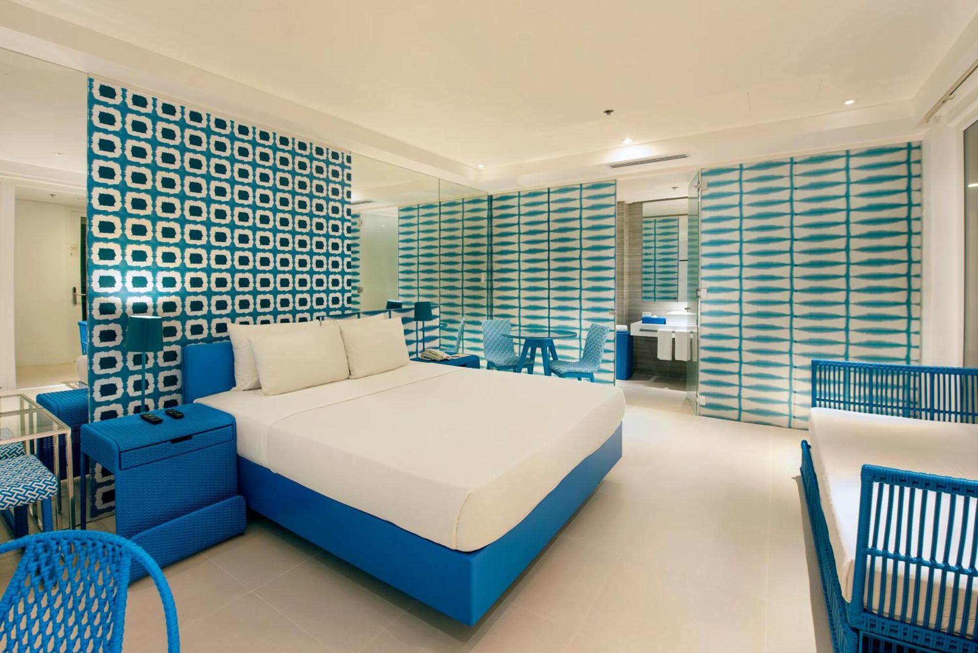 Astoria Current Hotel Manoc-Manoc Bagian luar foto