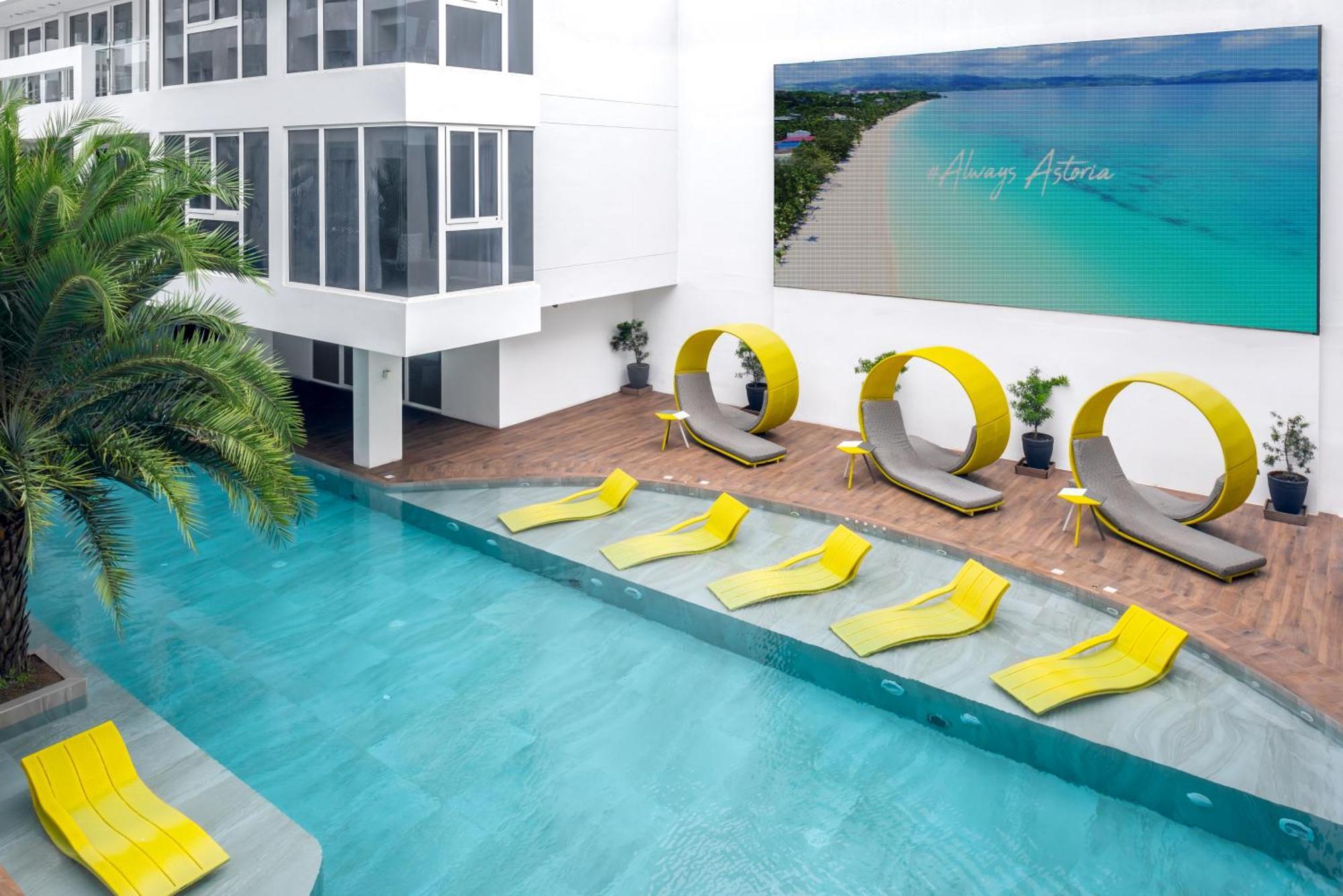 Astoria Current Hotel Manoc-Manoc Bagian luar foto