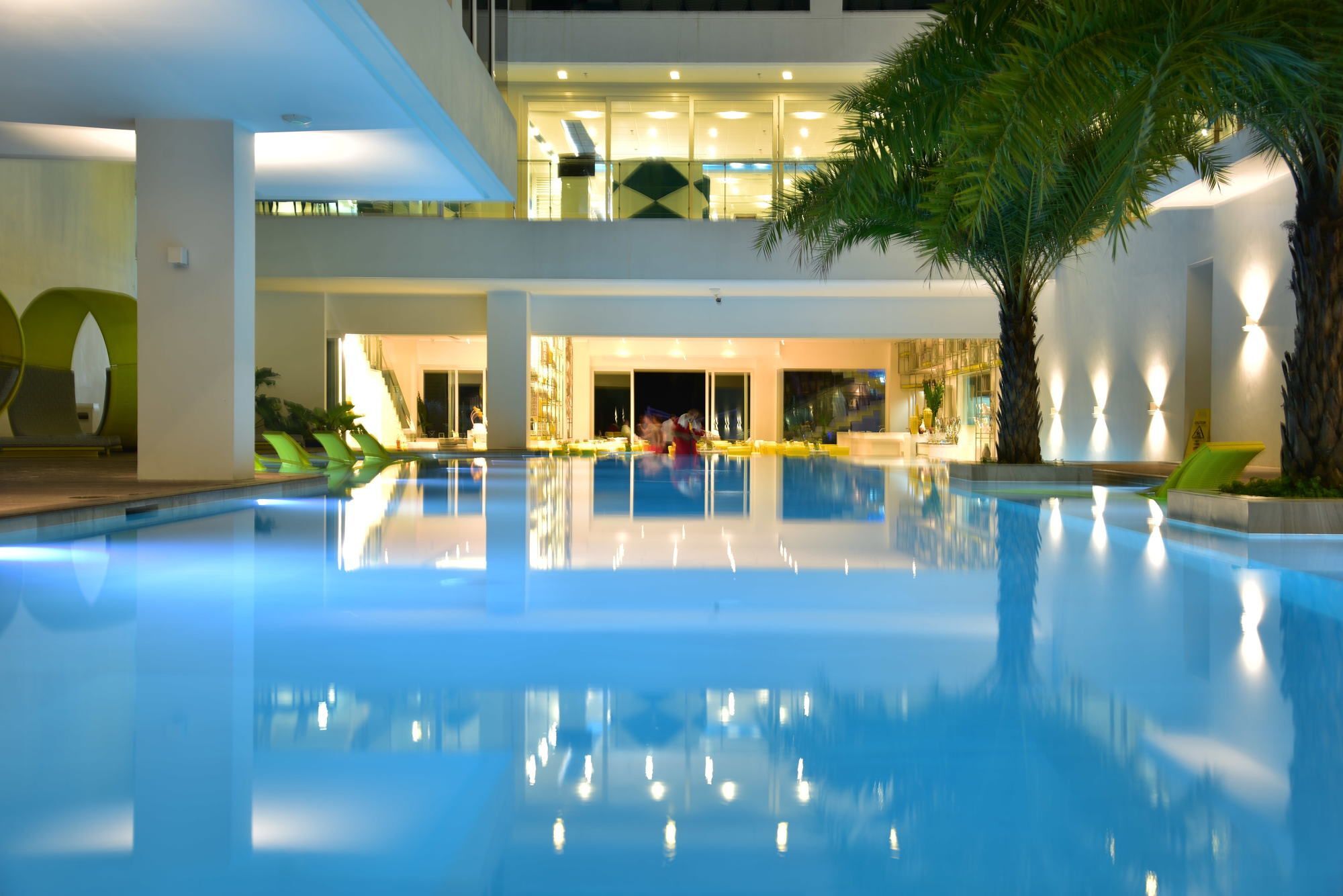 Astoria Current Hotel Manoc-Manoc Bagian luar foto